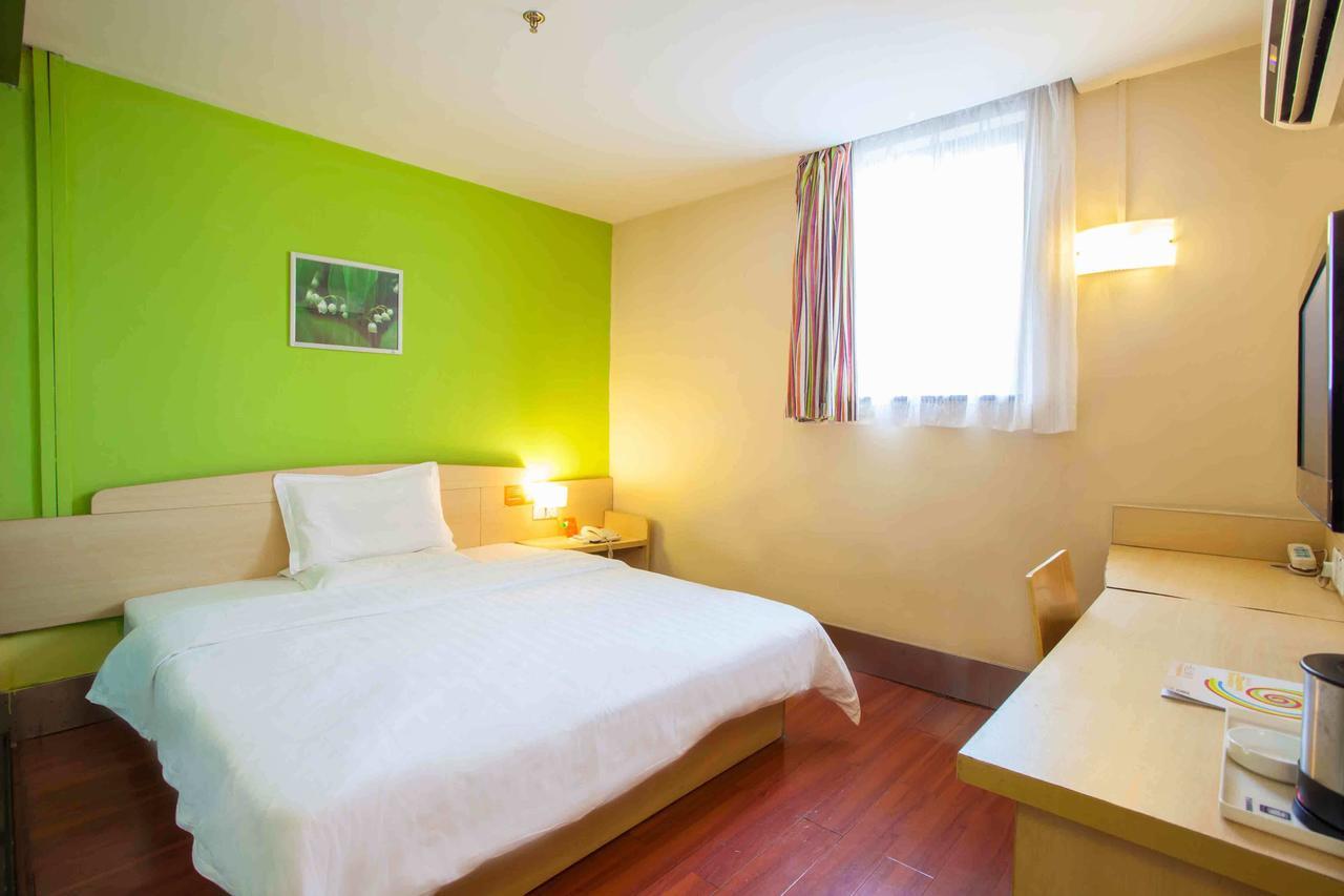 7Days Inn West Liaoyang Road Carrefour Qingdao Exterior foto