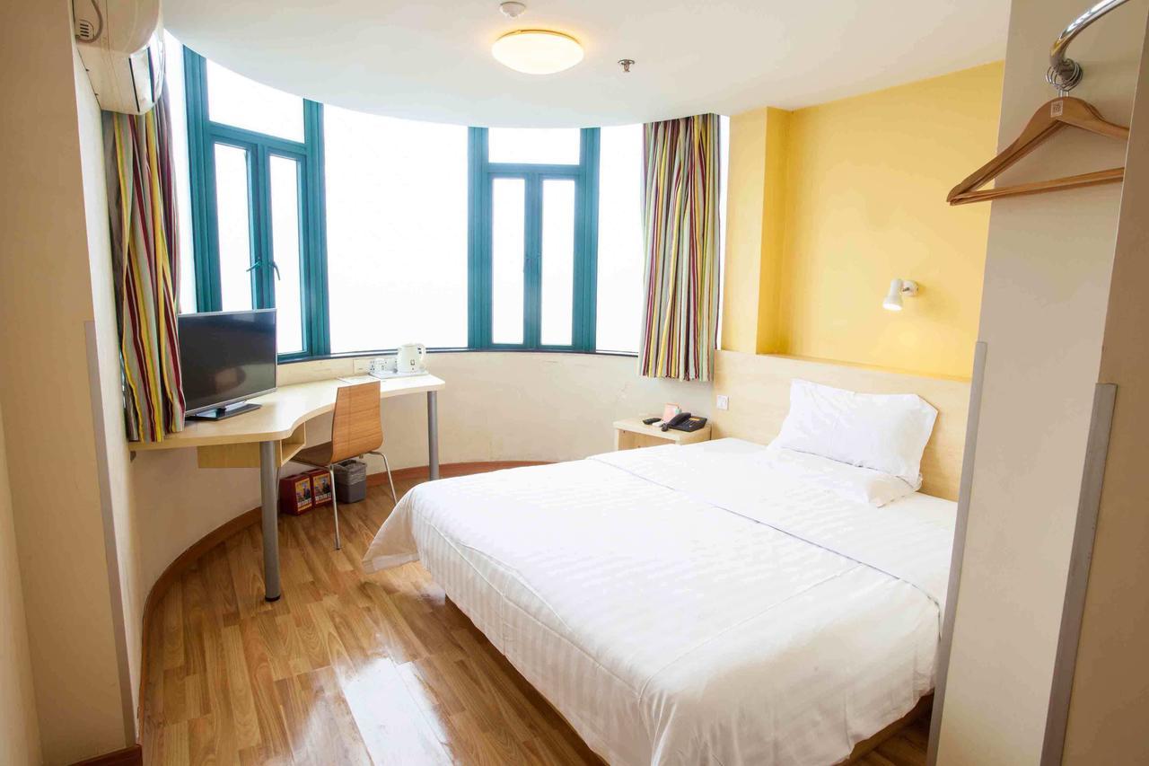 7Days Inn West Liaoyang Road Carrefour Qingdao Exterior foto
